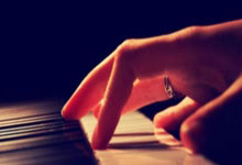 乐鱼：[图]库里复出23+6巴特勒18+10 勇士逆转鹈鹕.